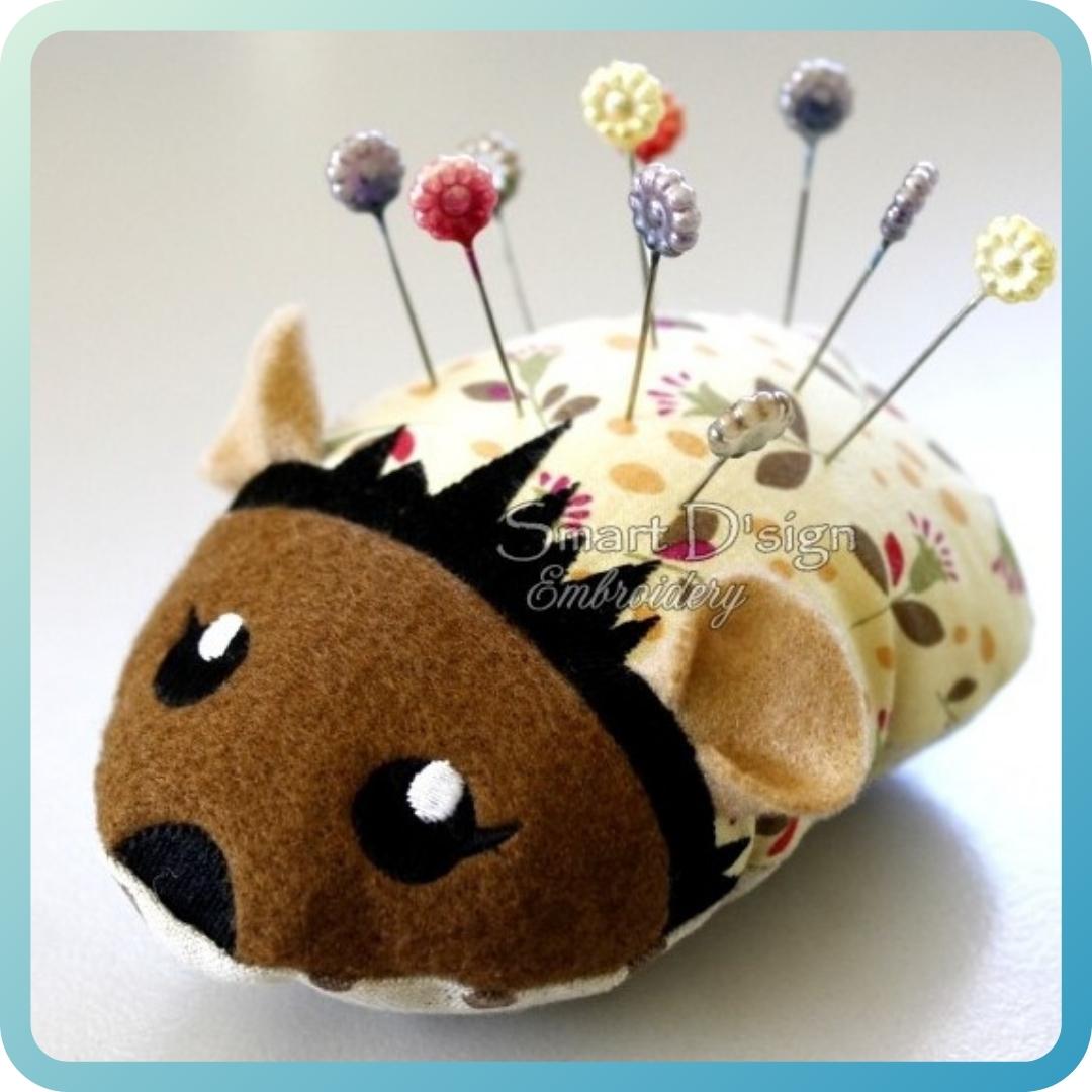 ITH HEDGEHOG Pincushion