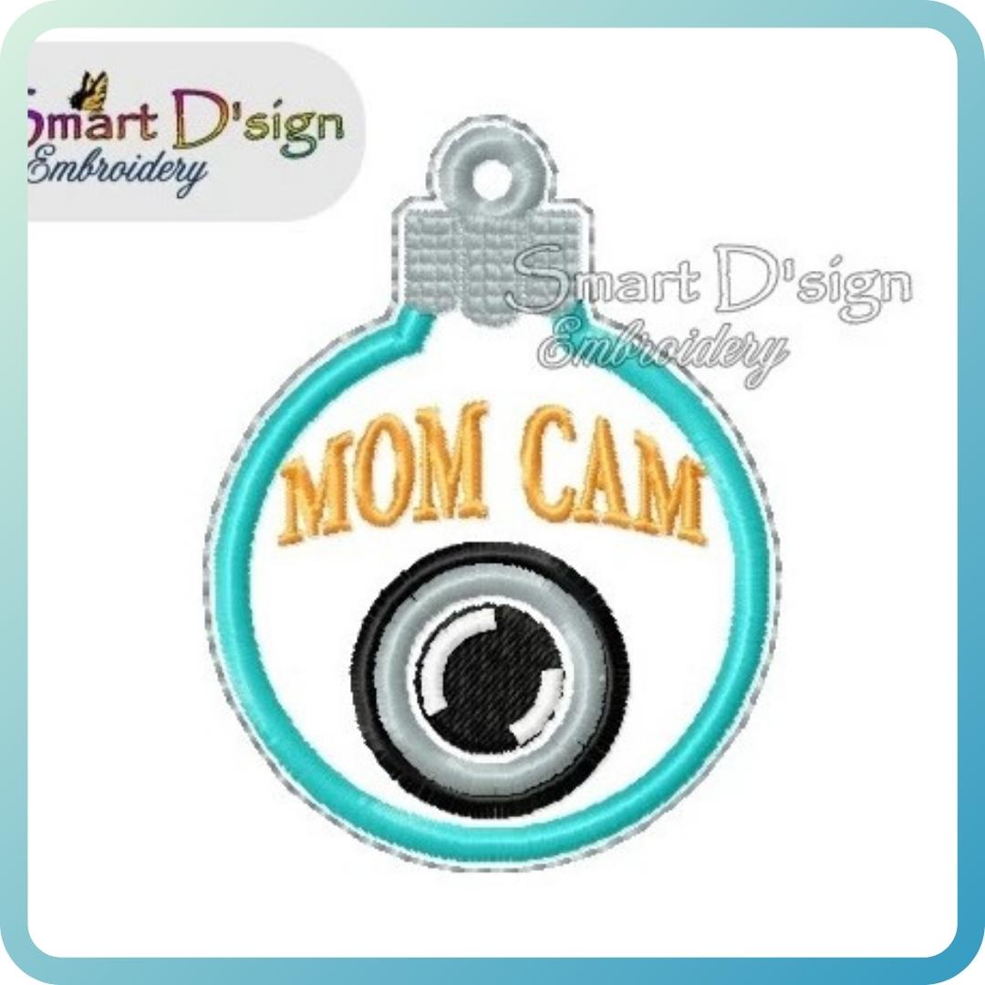 ITH MOM CAM CHRISTMAS BAUBLE