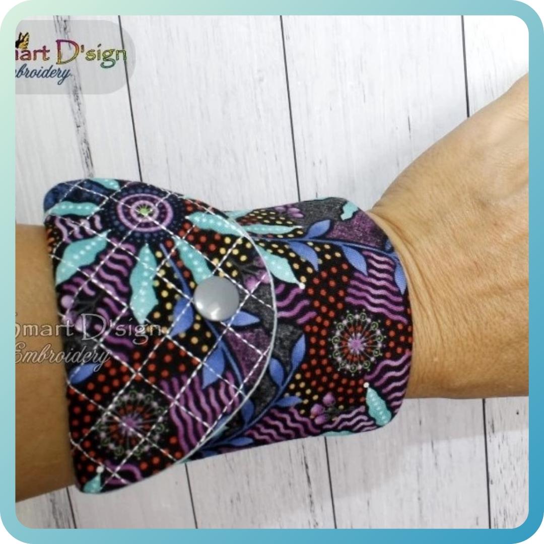 ITH WRIST PURSE Card Holder