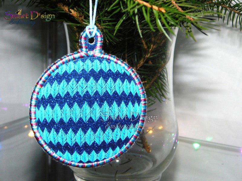 ITH TREE ORNAMENTS BAUBLE SET