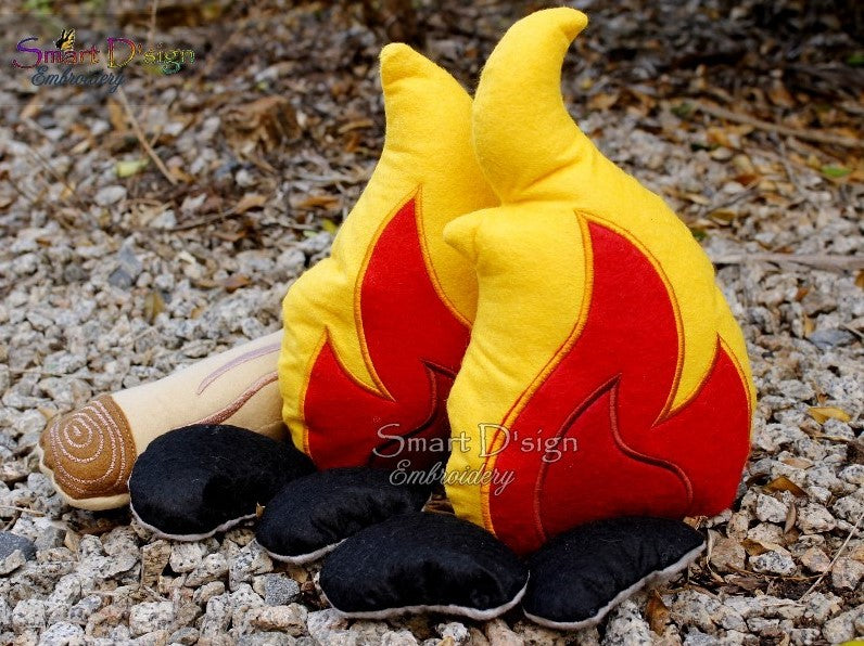 ITH FELT CAMP FIRE Stuffie Set