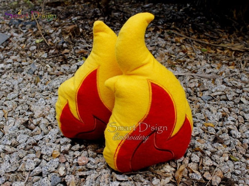 ITH FELT CAMP FIRE Stuffie Set