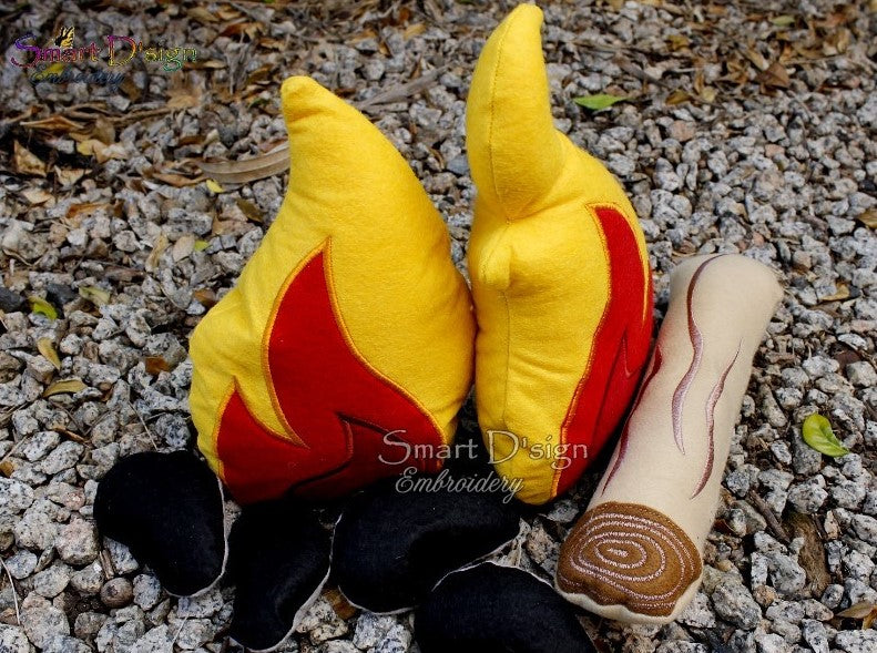 ITH FELT CAMP FIRE Stuffie Set