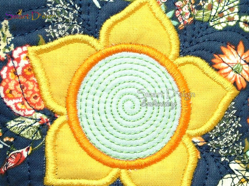 ITH FLOWER APPLIQUE ECHO Quilt Block