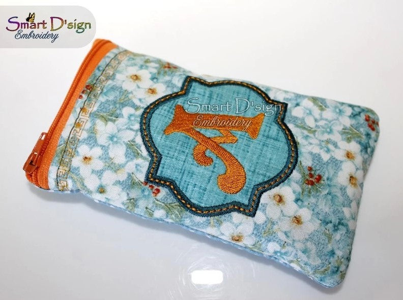 ITH GLASSES ZIPPER CASE with LETTER APPLIQUE