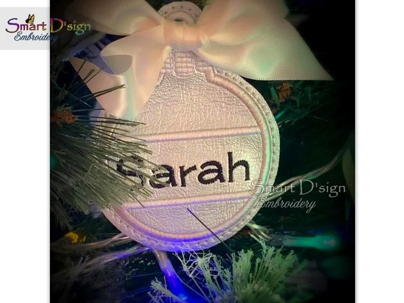 ITH CHRISTMAS BAUBLE SPLIT NAME (Blank)