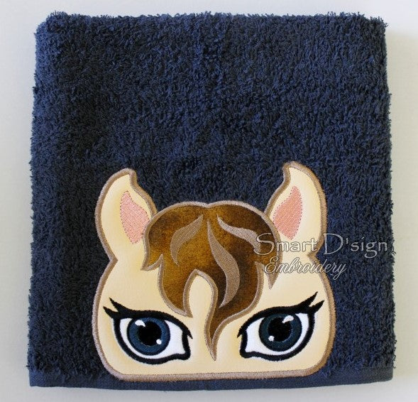 HORSE Applique TOWEL HOODY PEEKER