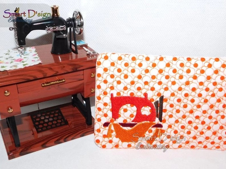 SEWING MACHINE - ITH MUG RUG SEWING ROOM