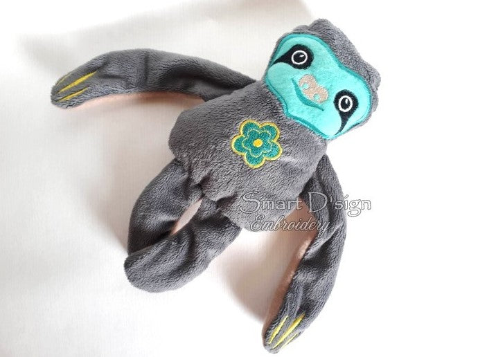 ITH PLUSH TOY SLOTH - FLOWER