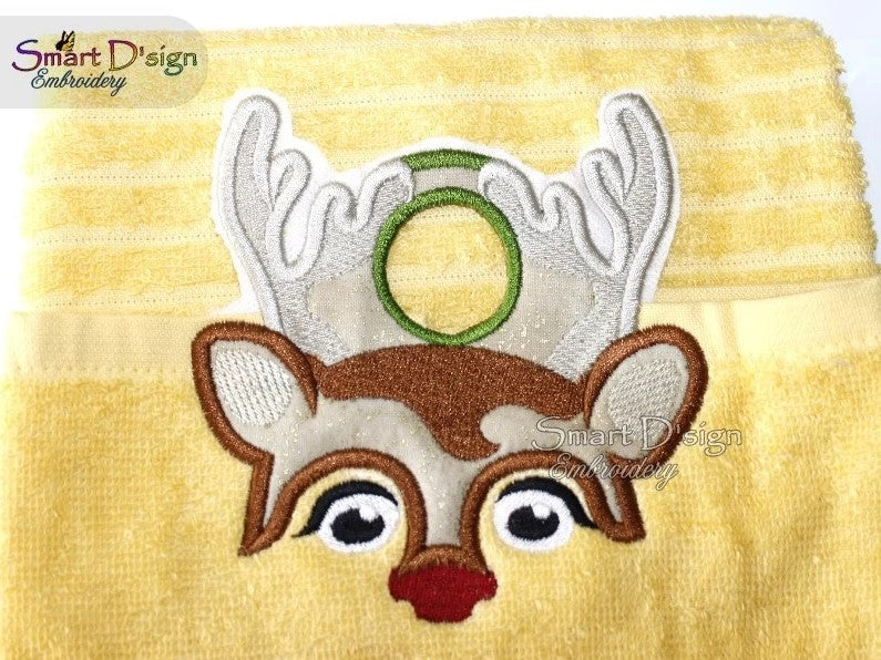 ITH REINDEER Towel Hanger